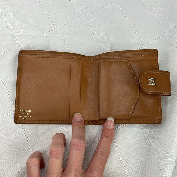 Celine Macadam Compact Wallet Beige Blason Leather Bifold Triomphe Snap - Picture 9 of 17